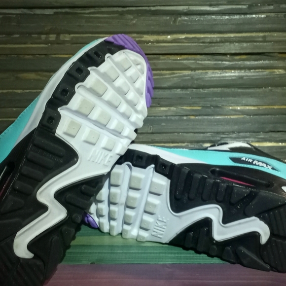 Nike Air Max 90 - Picture 3 of 4